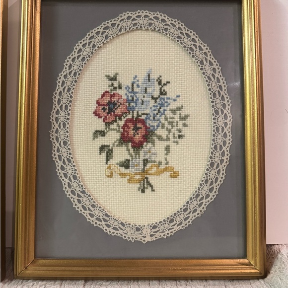Pair of Floral Needlepoint Wall Art in Gold Frames - Picture 2 of 13